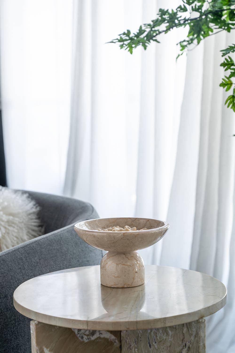 7x7x4" Marble Elegance Pedestal Bowl