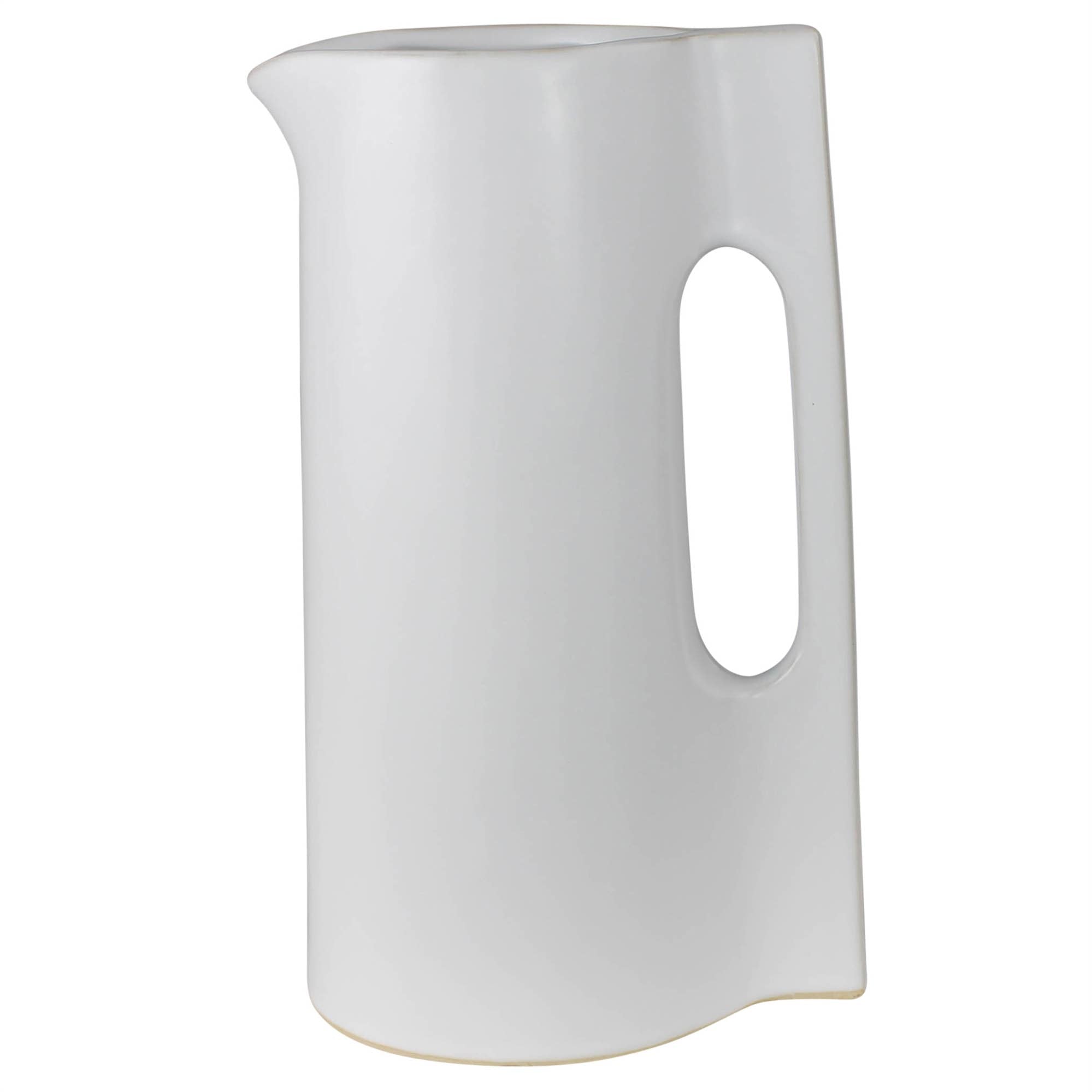 Issa Pitcher, Ceramic. Pitcher Holds 31 oz: Ceramic / White