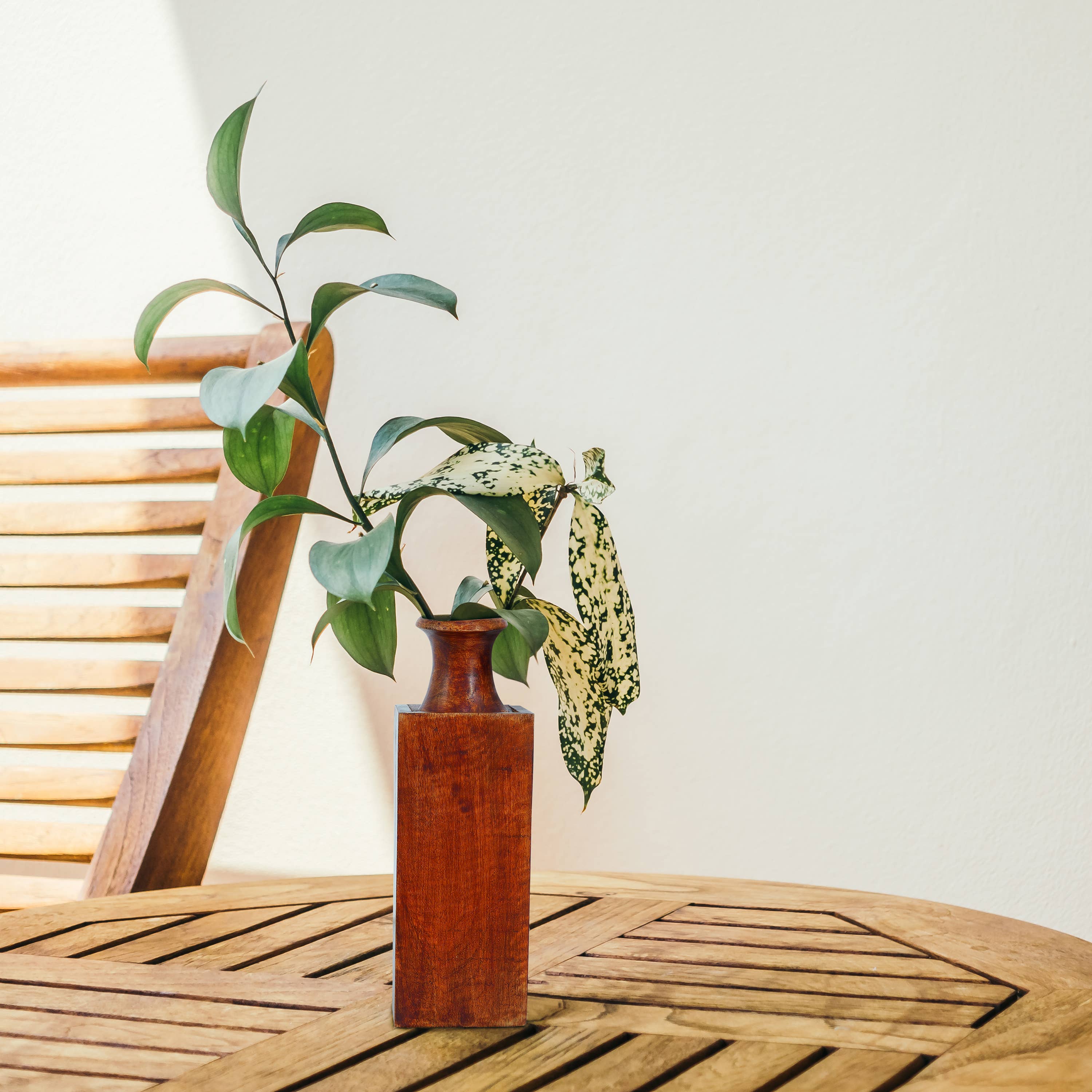 Kanha Mangowood Vase