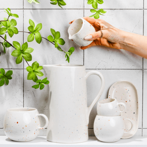 White Pitcher 51oz / 1.5L stoneware ceramic