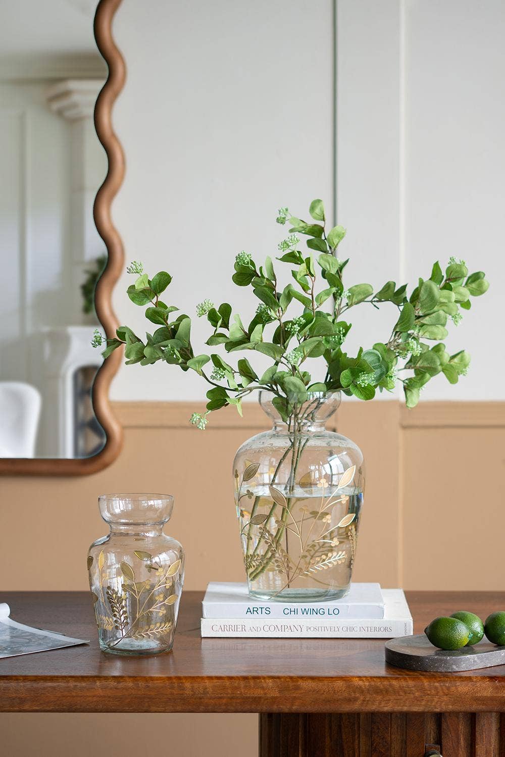 D8x12.6" Golden Foliage Glass Vase