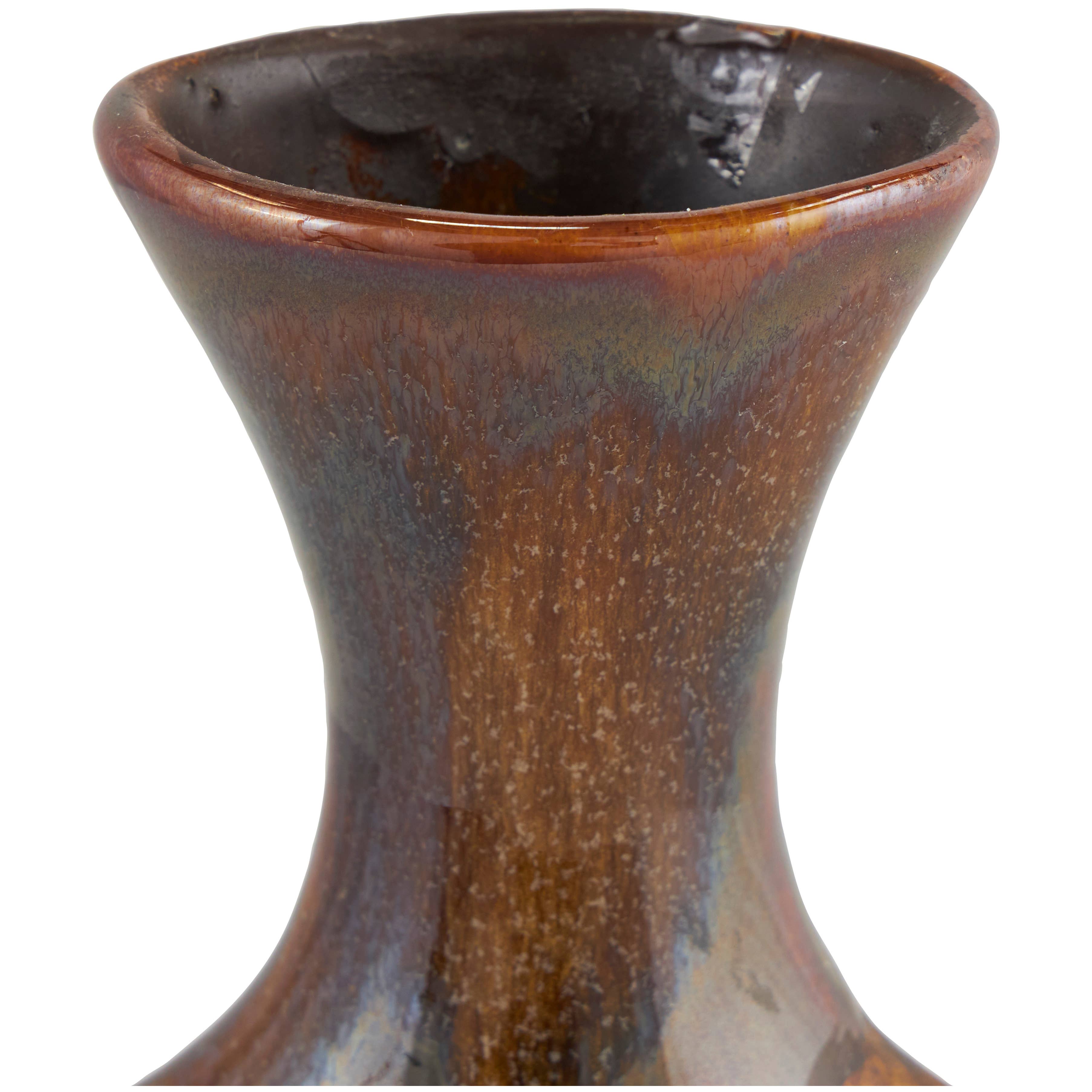 Traditional Brown Ceramic Vase'