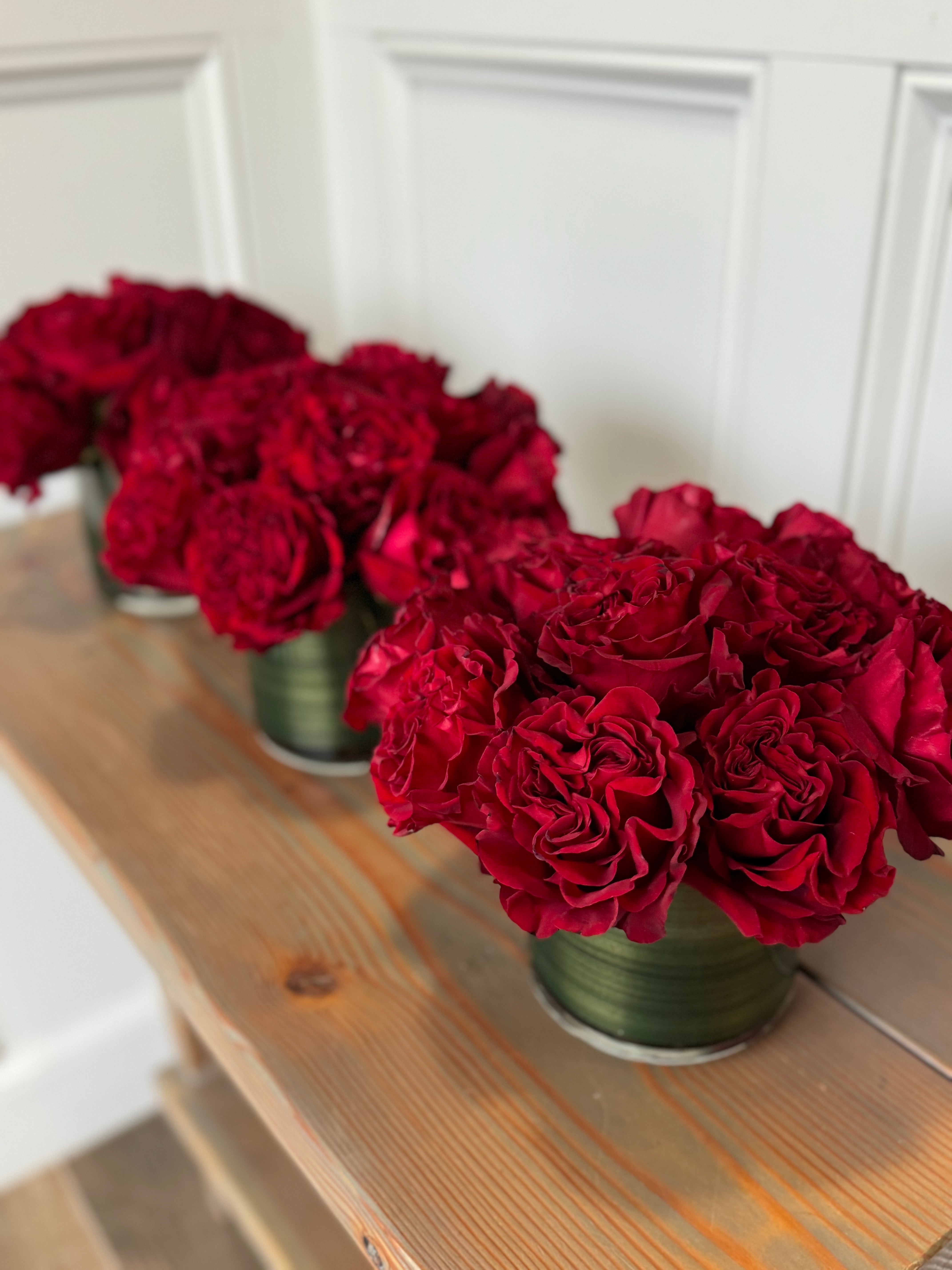 Low Vase Arrangement: Simply Roses