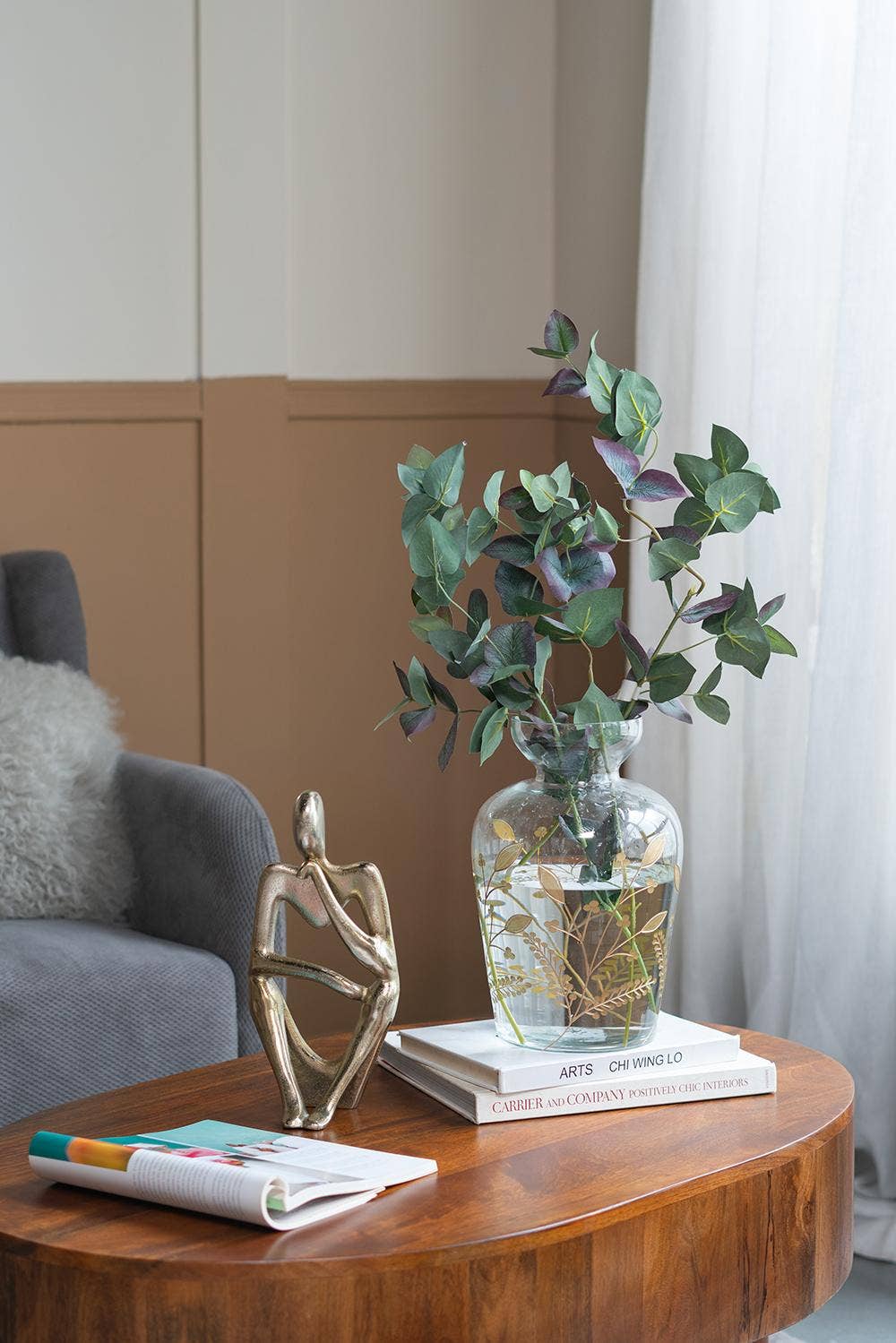 D8x12.6" Golden Foliage Glass Vase