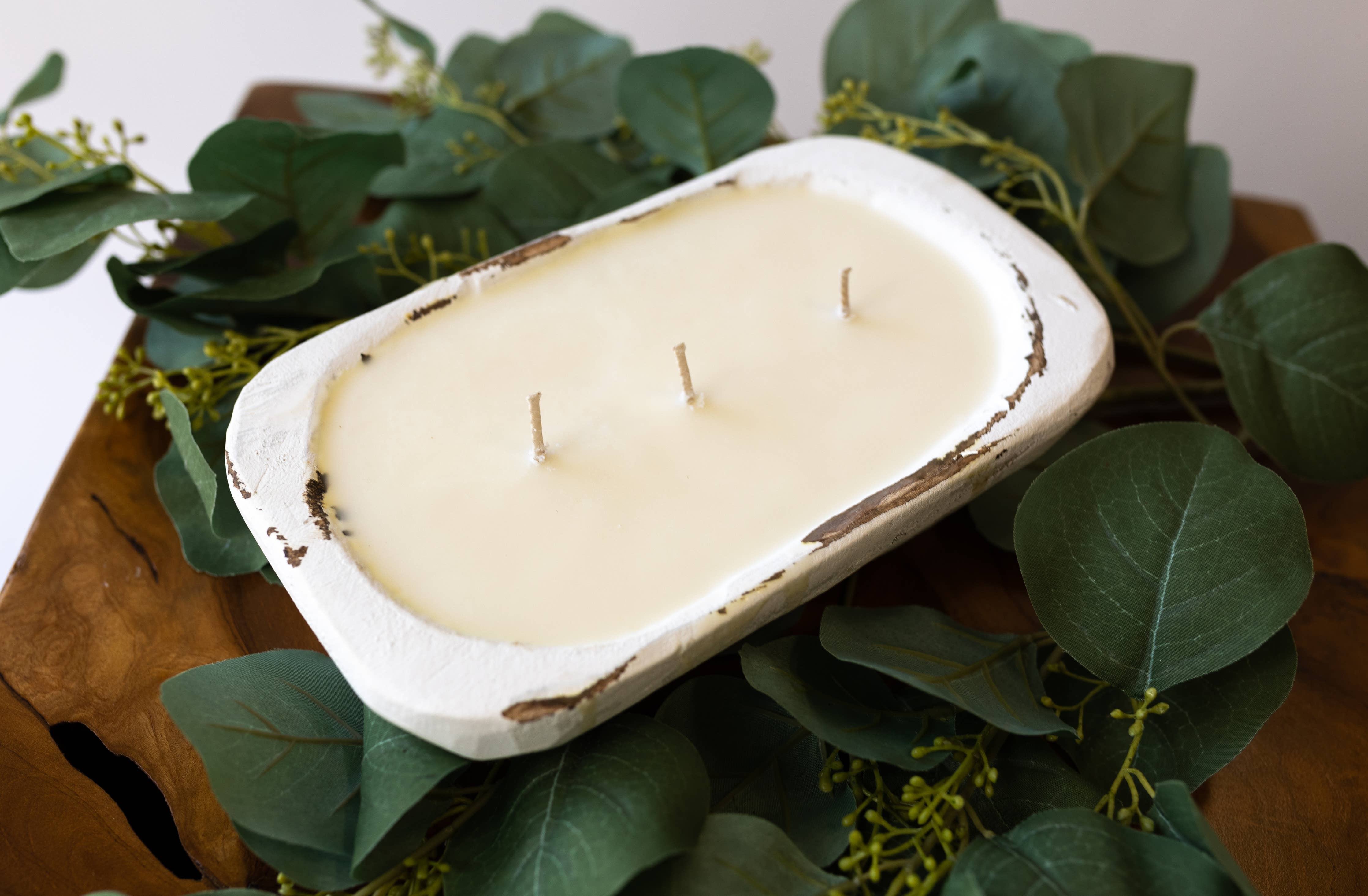 9" Petite Wood Bowl Candle: 10x6x3 / White / Earth Garden