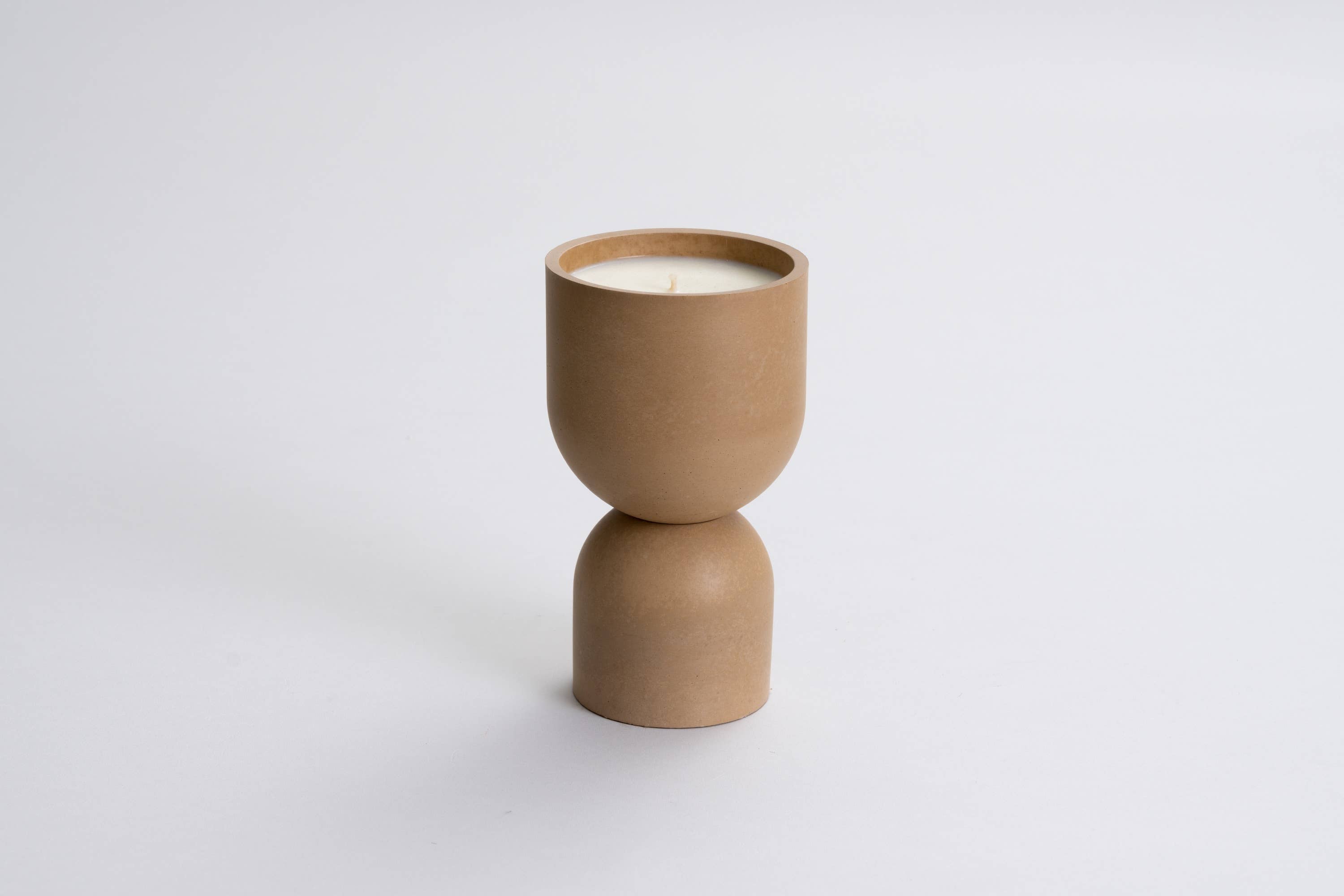 Handcrafted Coppa concrete soy candle | honeycomb