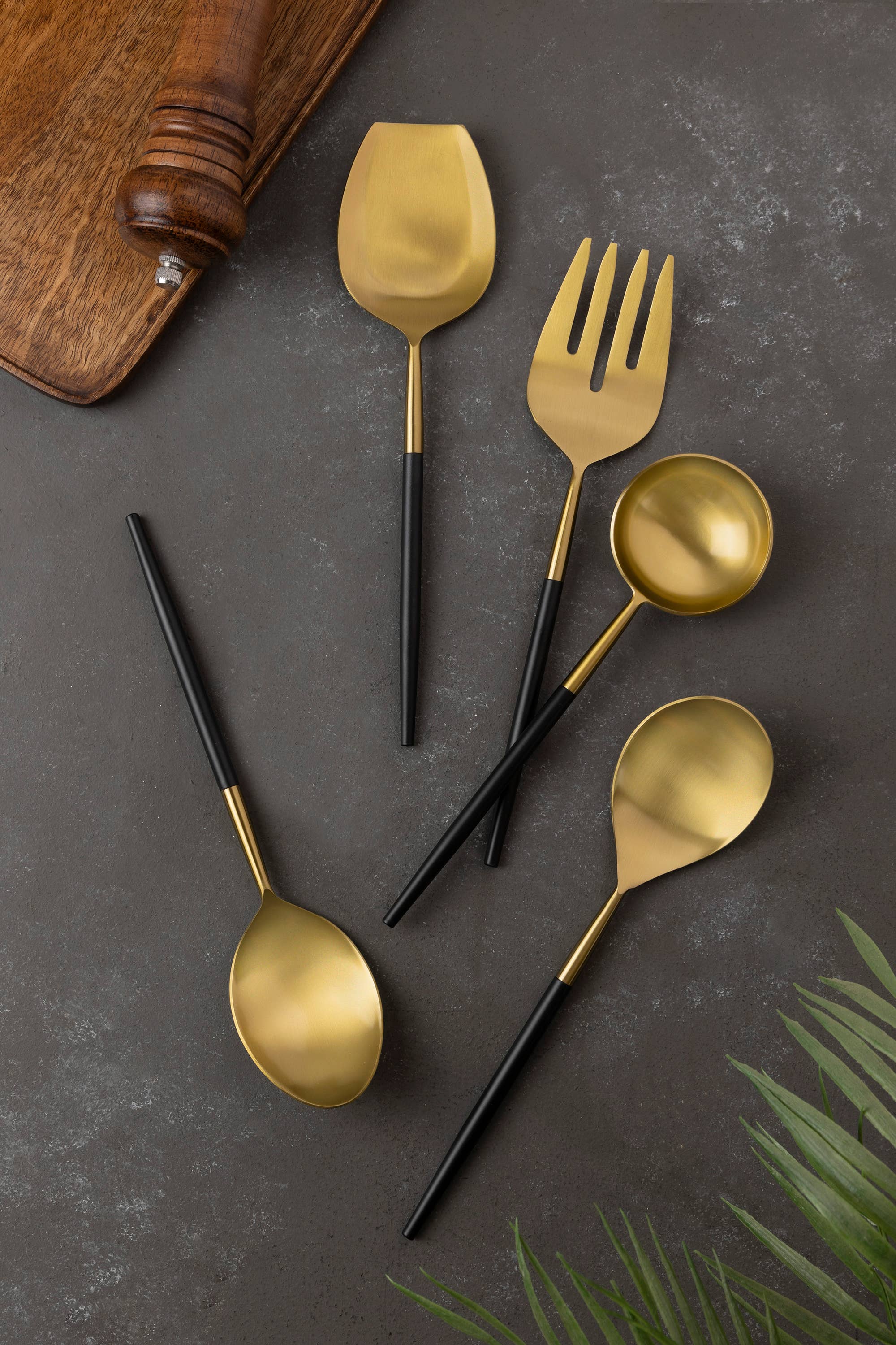 Oakdale 5-Piece Hostess Serving Set