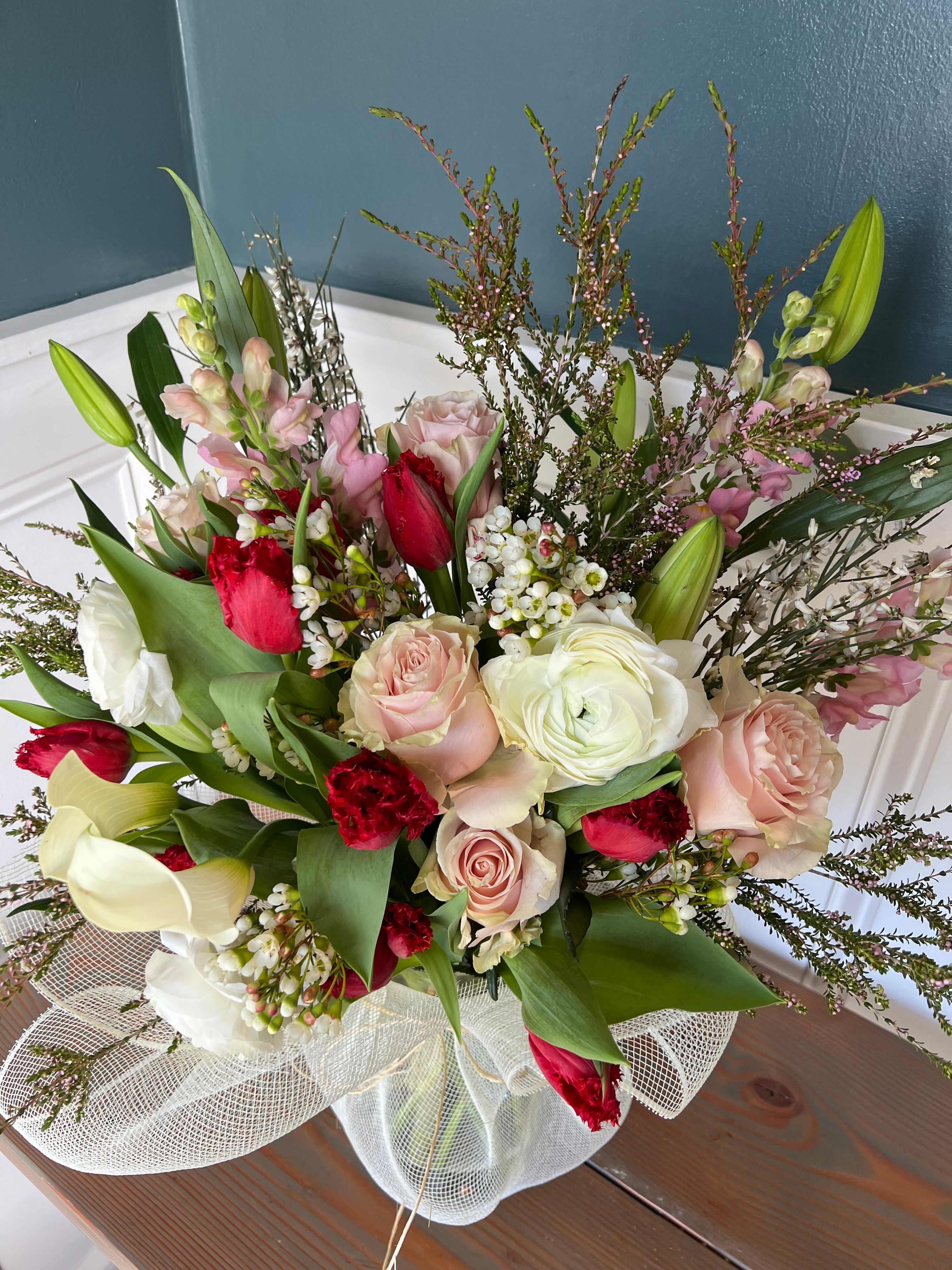The Love Collection: Vase Arrangement/ Cosmic Connection