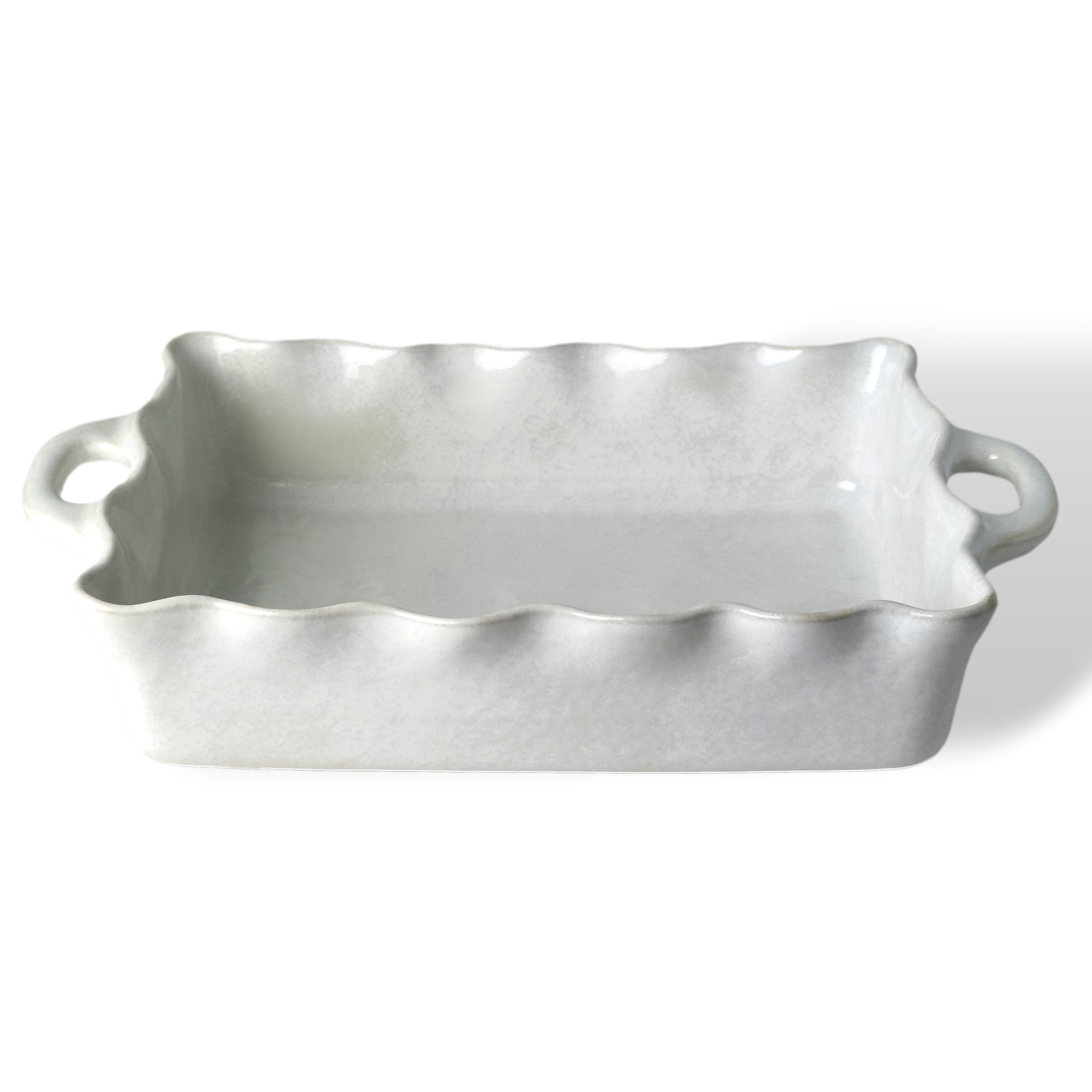 Cozina White Large Ruffled Baker