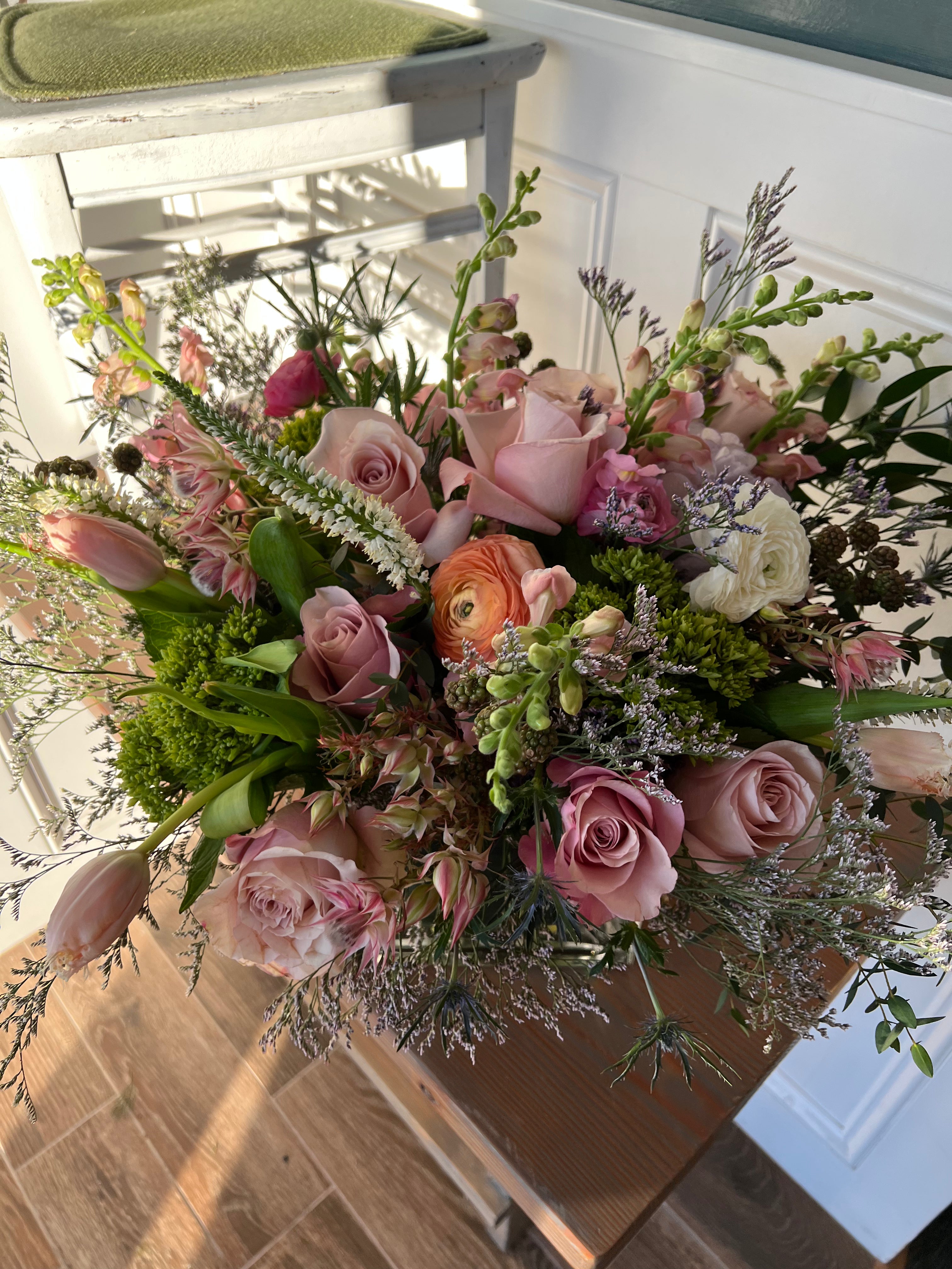Grande (Low) Vase Arrangement