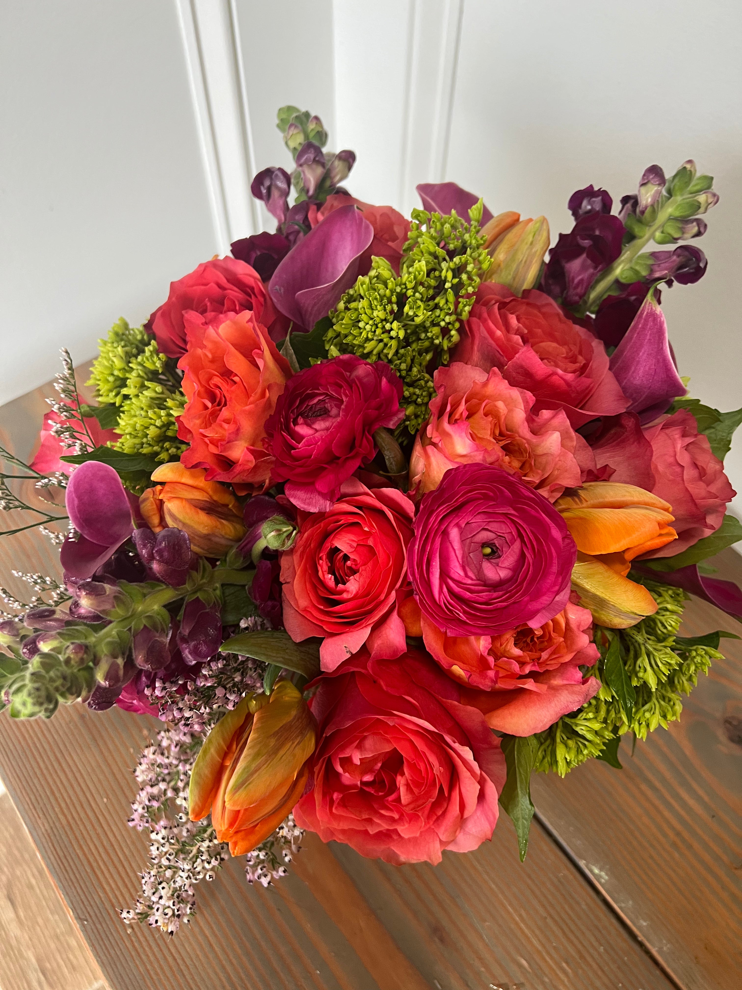 Arrangement in Vase: Low Grande