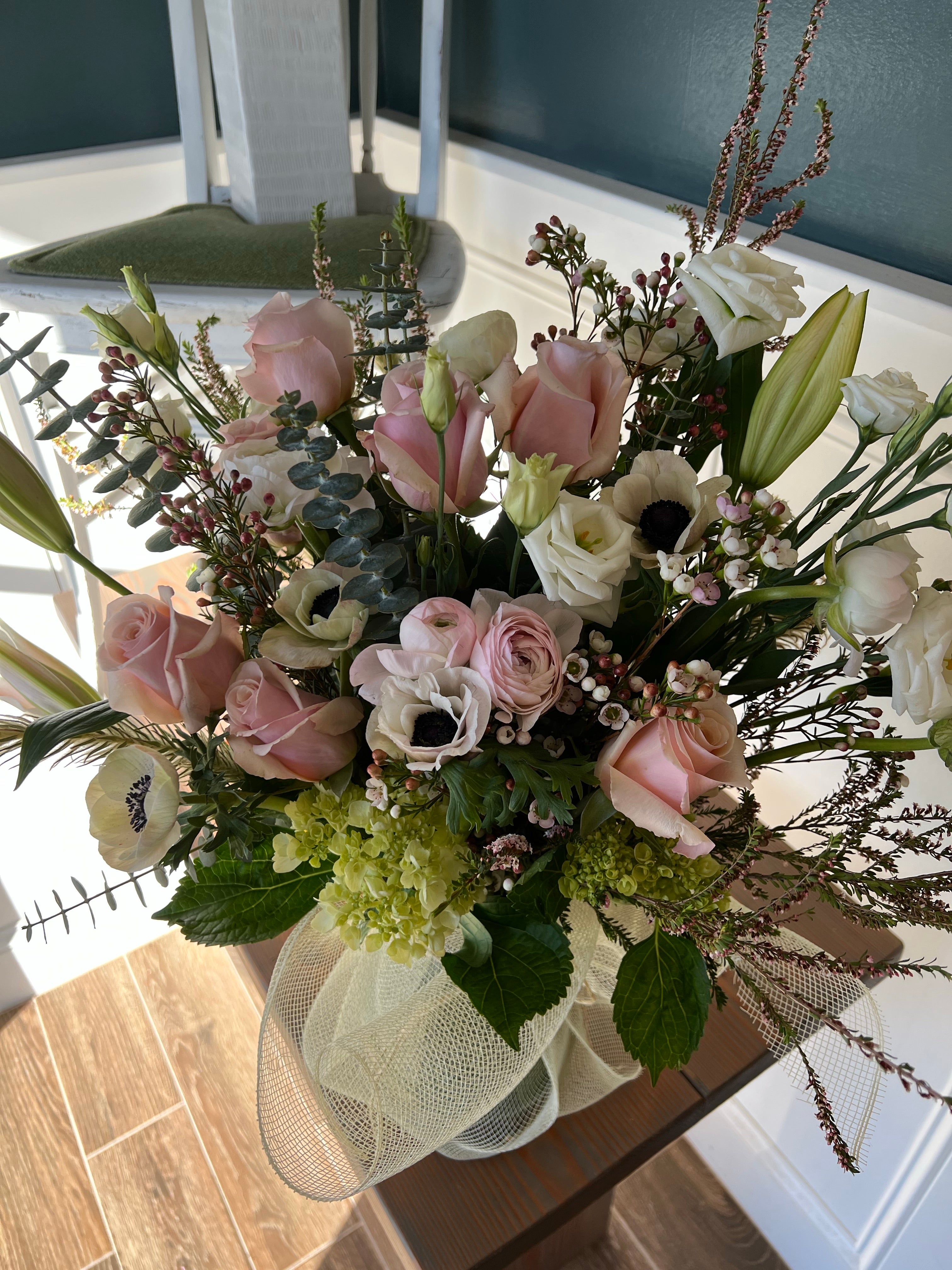 The Love Collection: Vase Arrangement/ Cosmic Connection