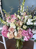 Deluxe Vase Arrangement