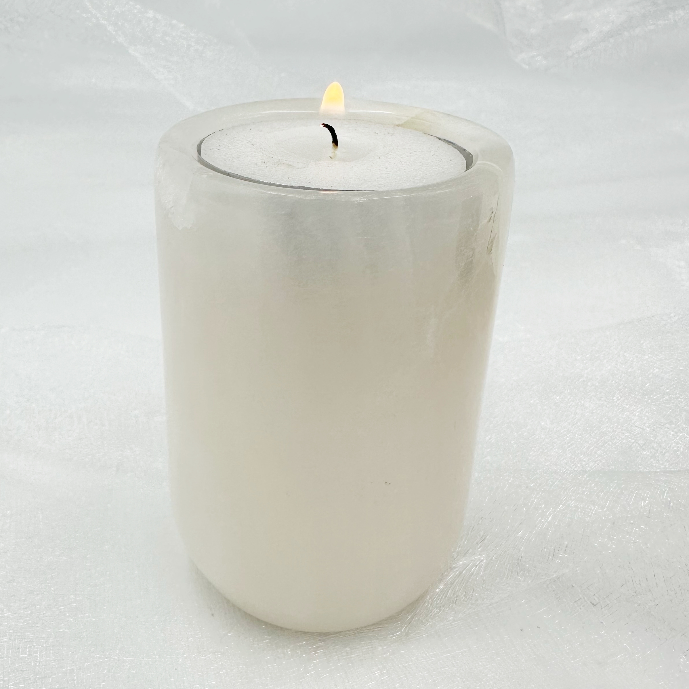 3" Pillar Tea Light in Marble and Onyx: Black Zebra Marble