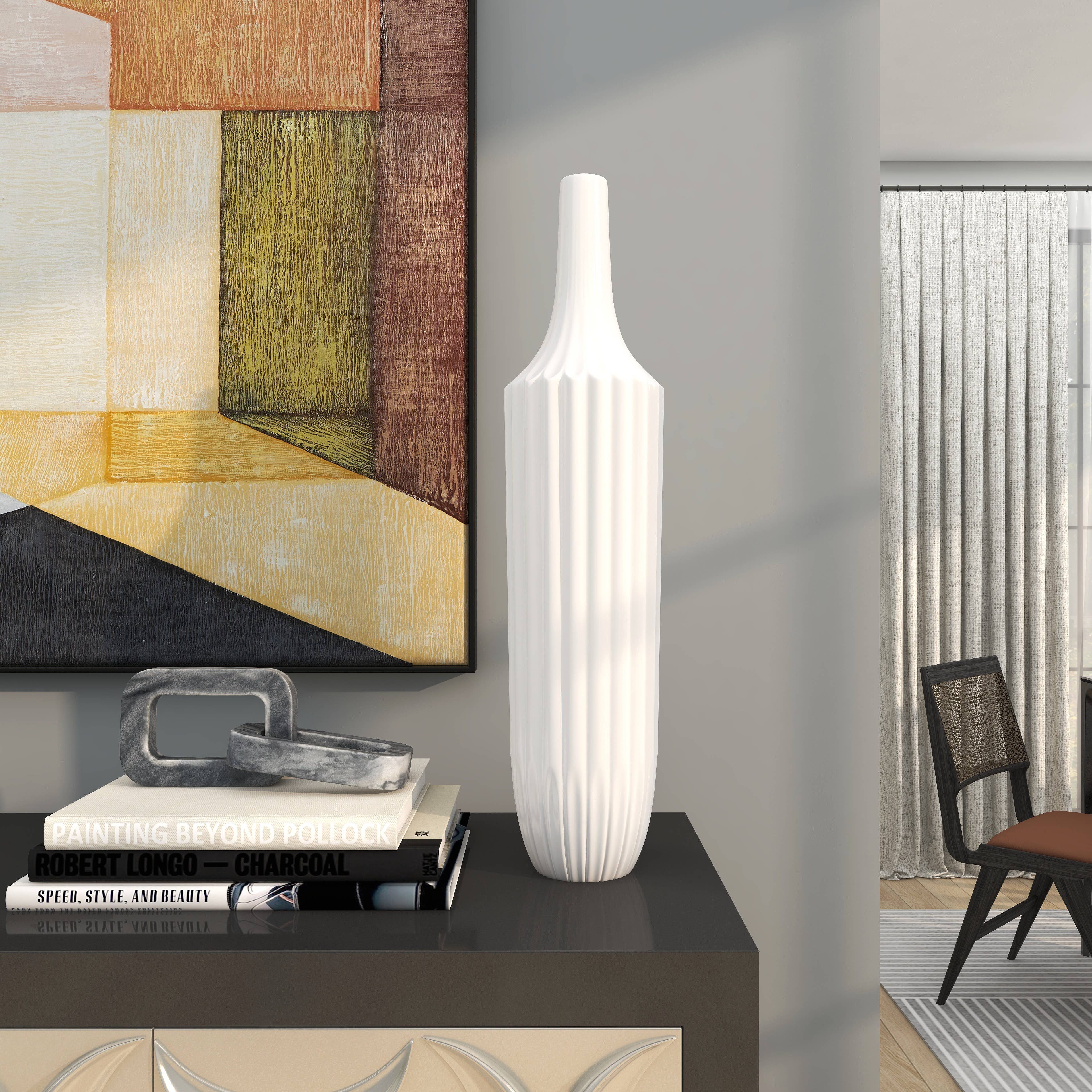 Modern White Ceramic Vase: 891520