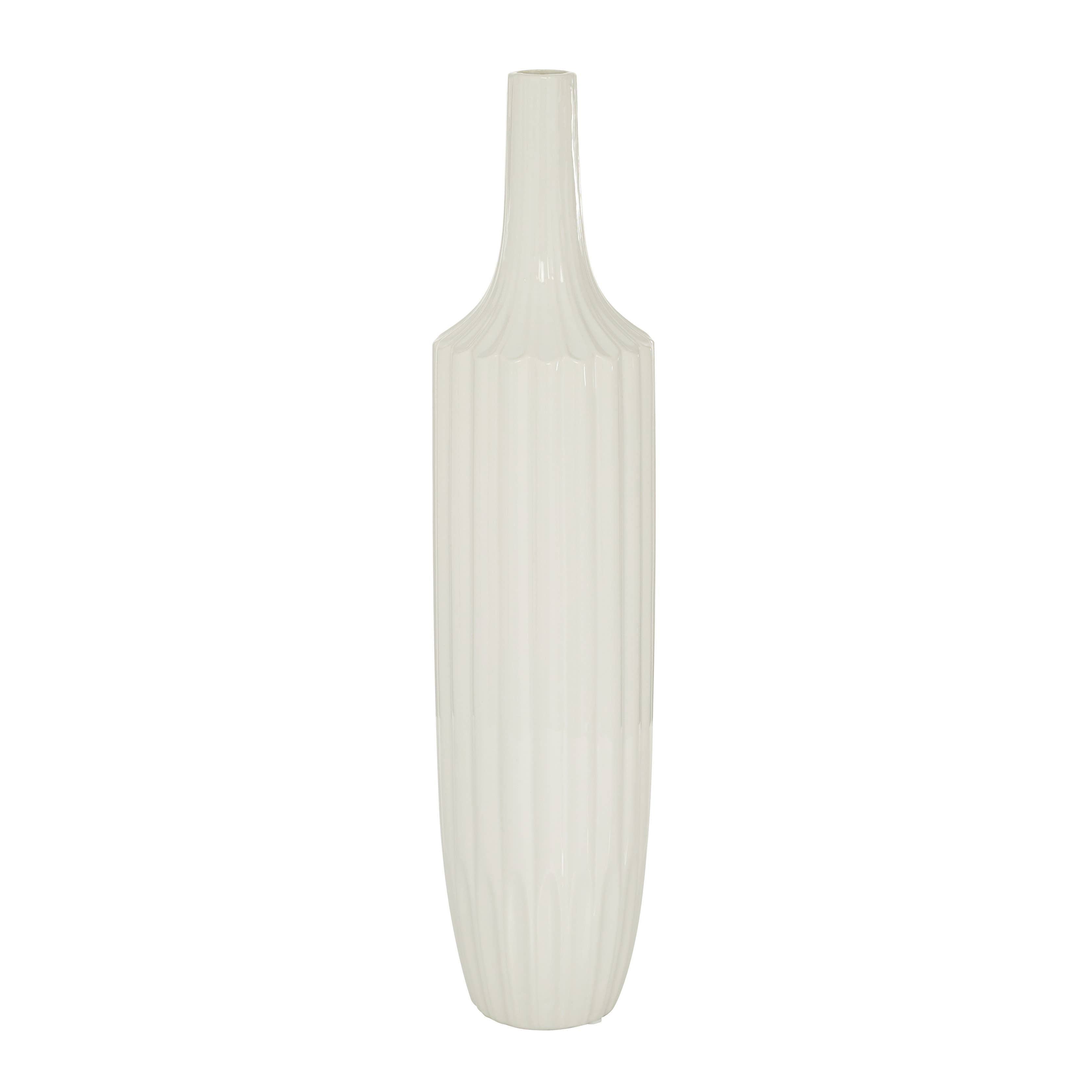 Modern White Ceramic Vase: 891520