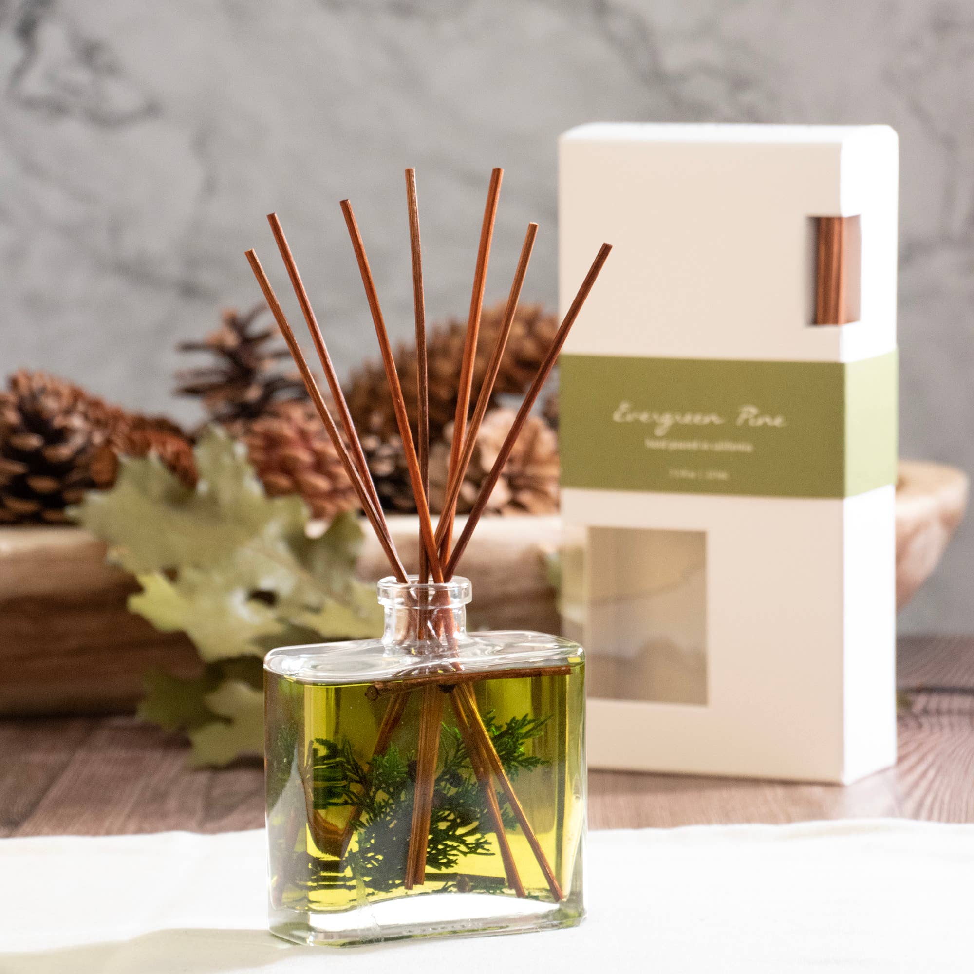 Evergreen Pine Botanical Reed Diffuser