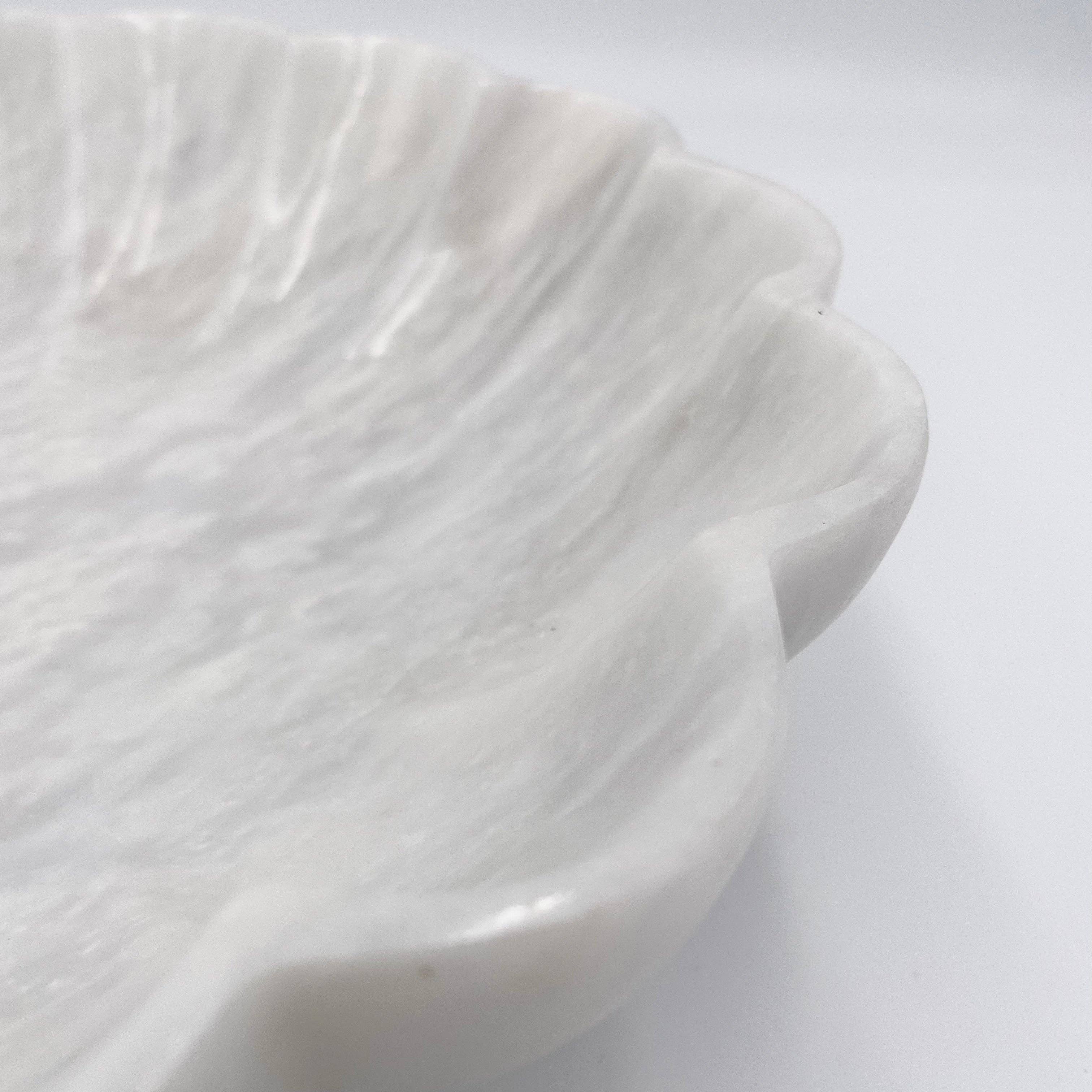 Hand-carved Bowl in Marble and Onyx: Verona Marble