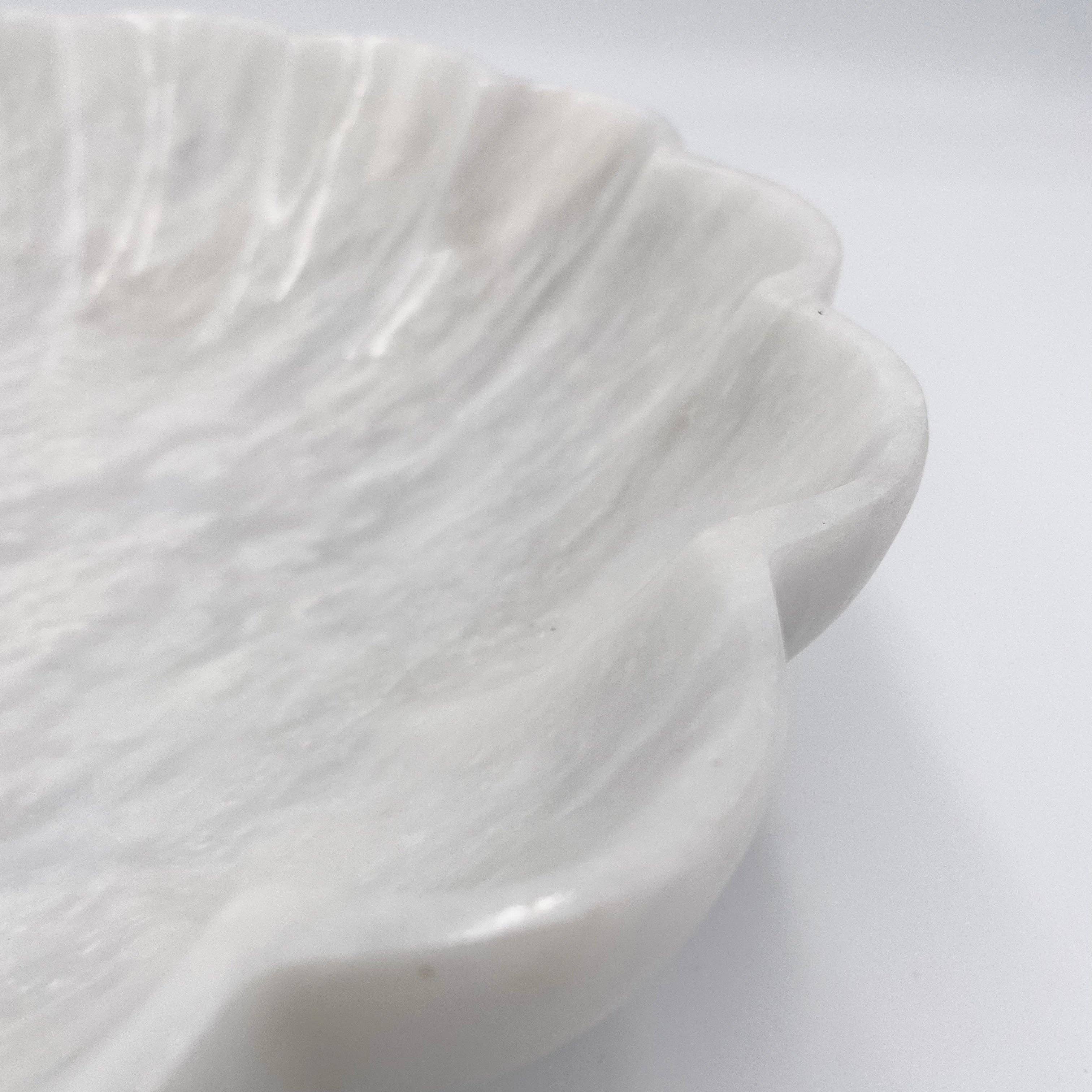 Hand-carved Bowl in Marble and Onyx: Multi-green Onyx, beige