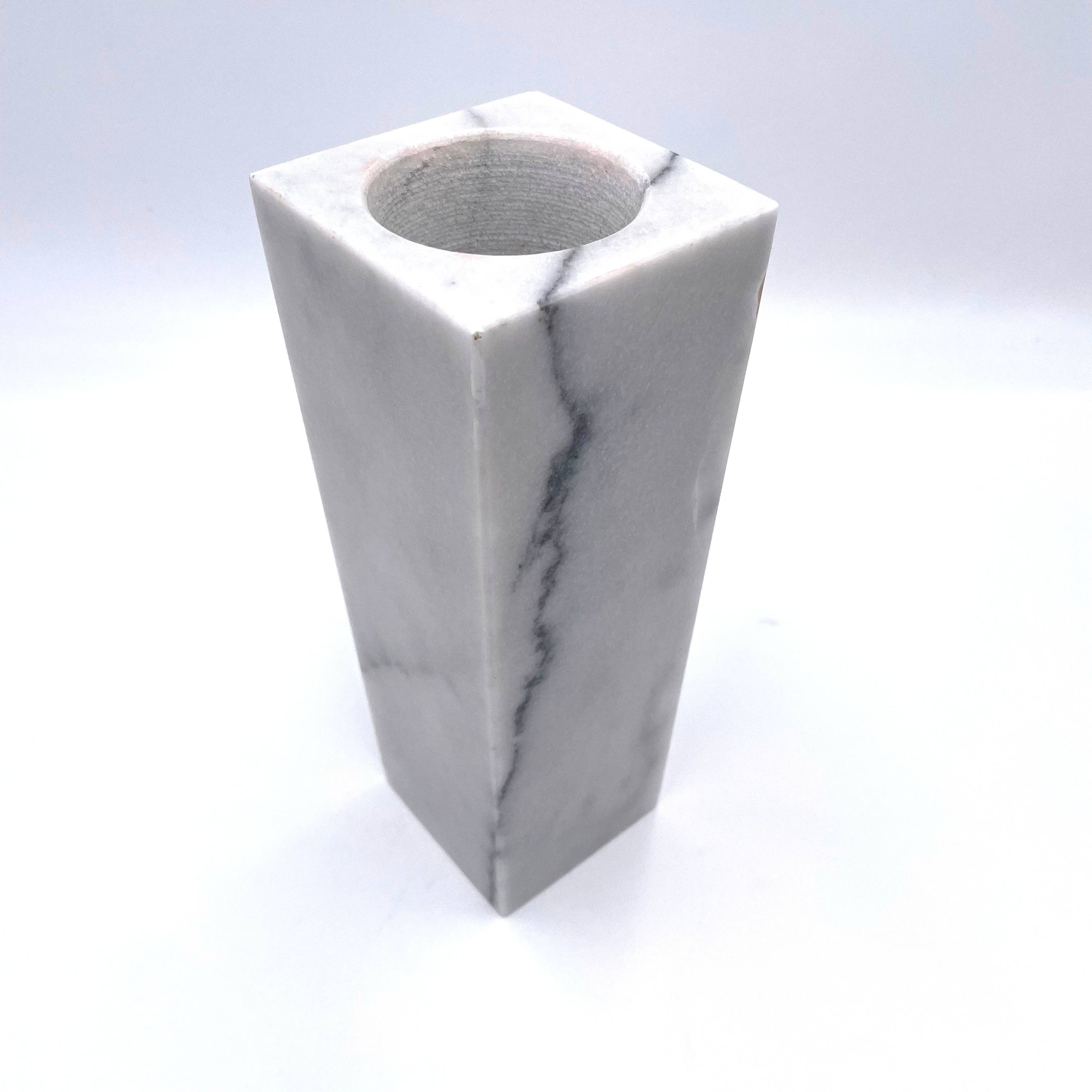 8" Square Vase in marble and onyx: Black Zebra Marble