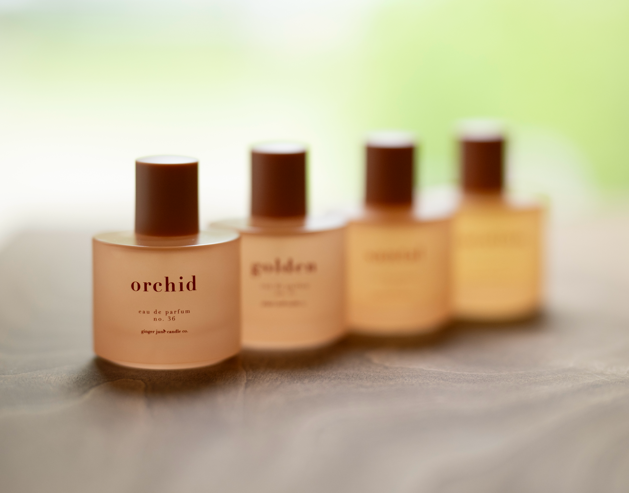 Organic alcohol eau de parfum • 17 scents • non toxic