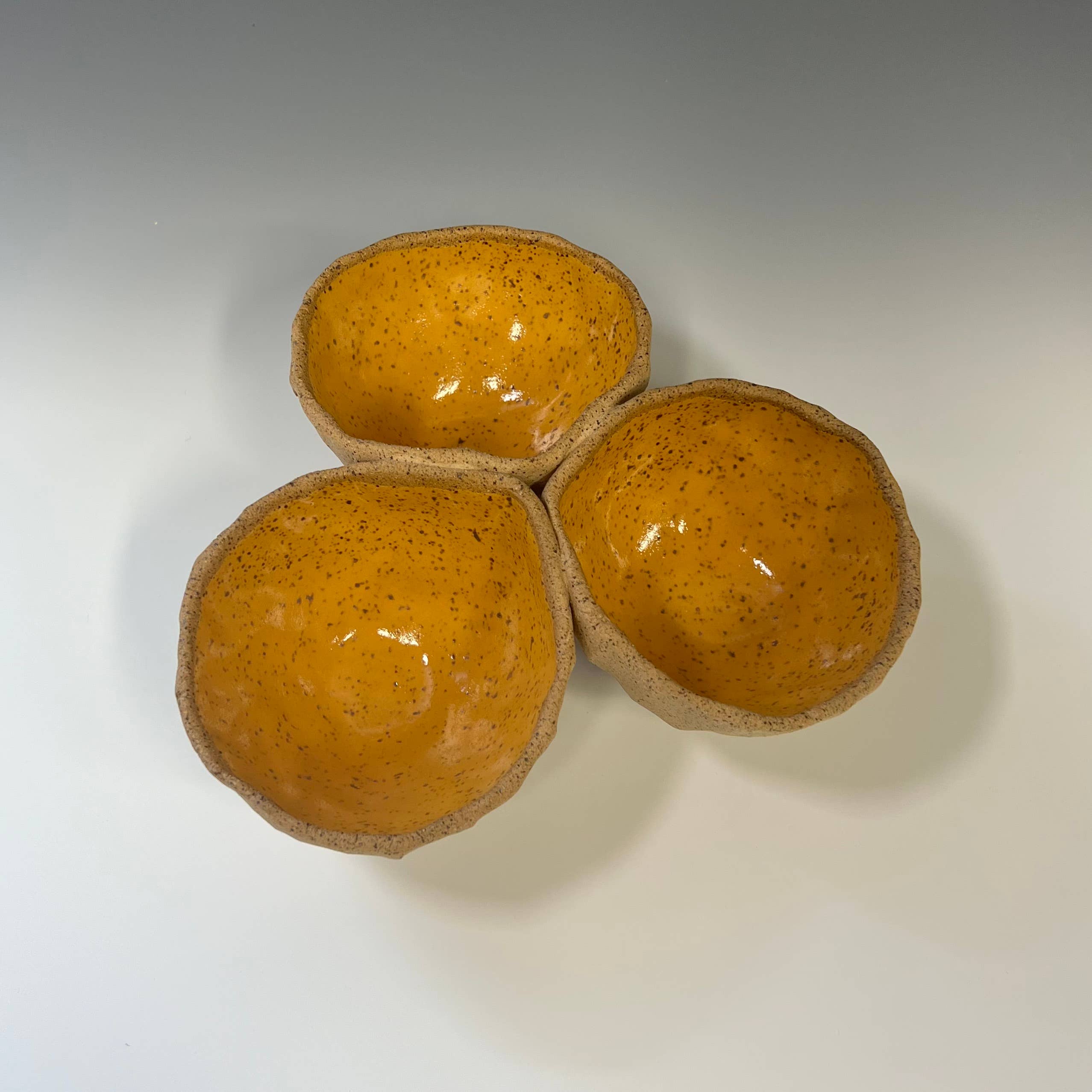 Tri Pod: Mustard