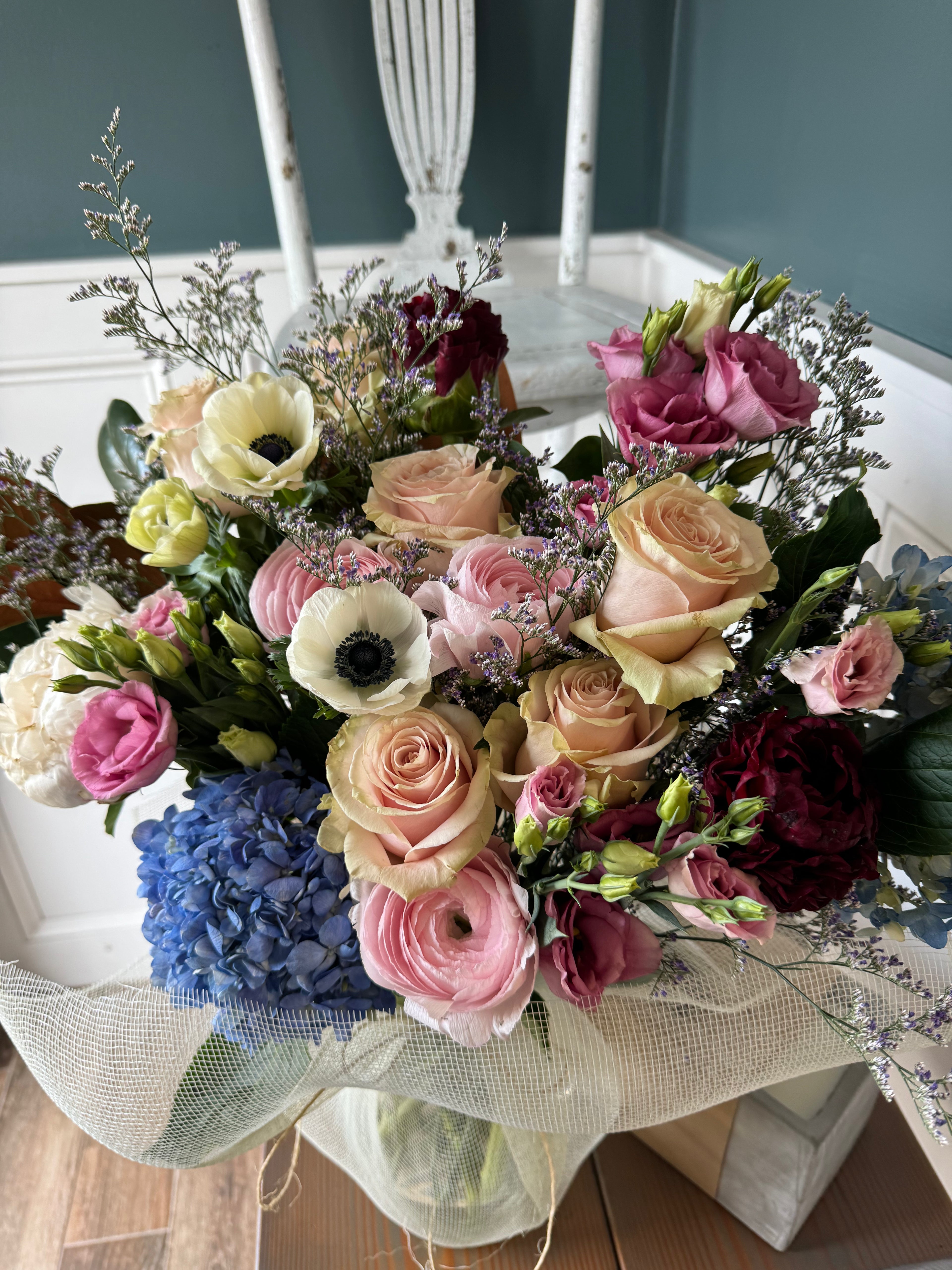 Grande Vase Arrangement