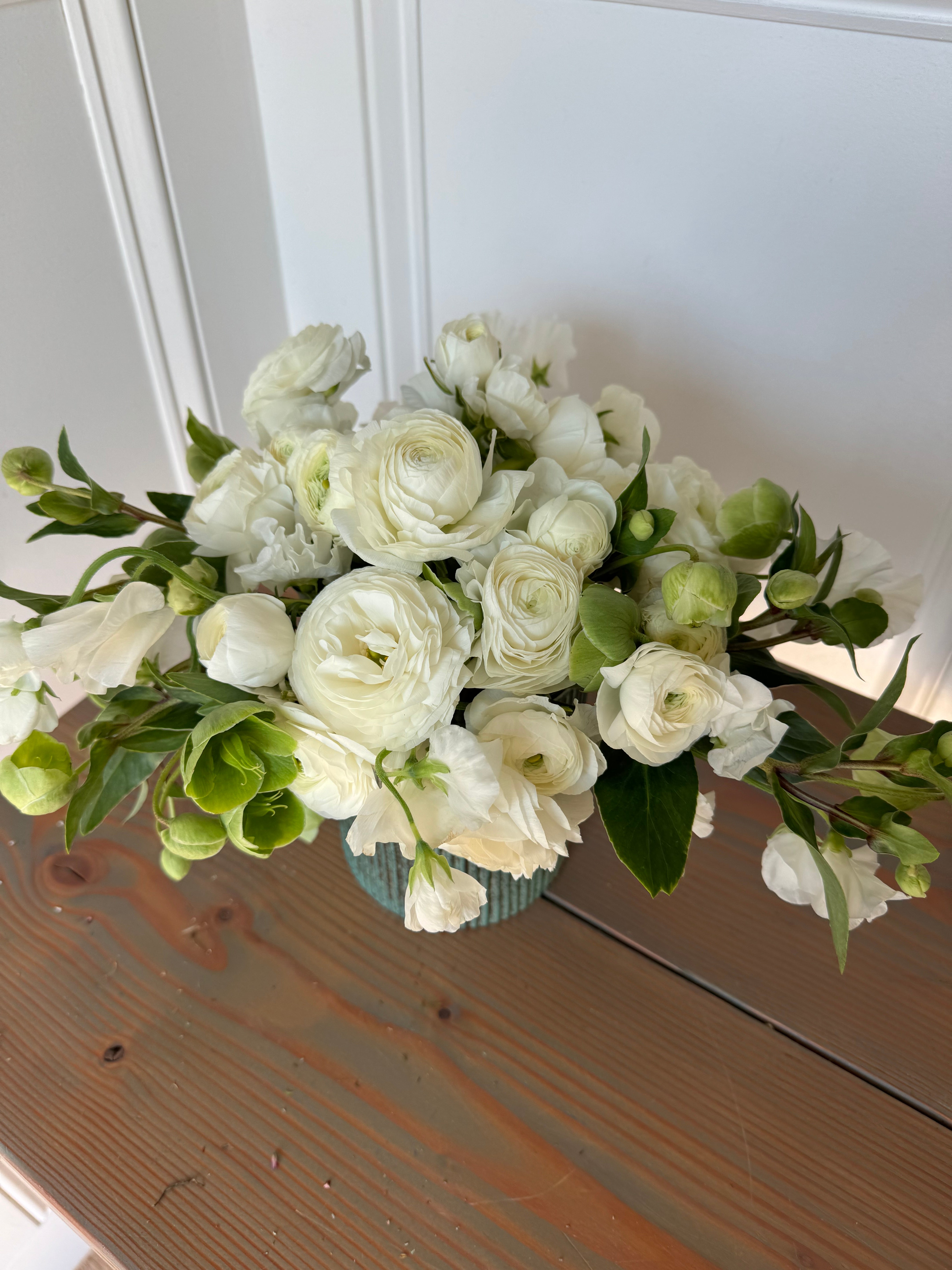 Holiday Arrangement in Vase: Low Grande