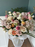 Grande: Holiday Arrangement in Vase: