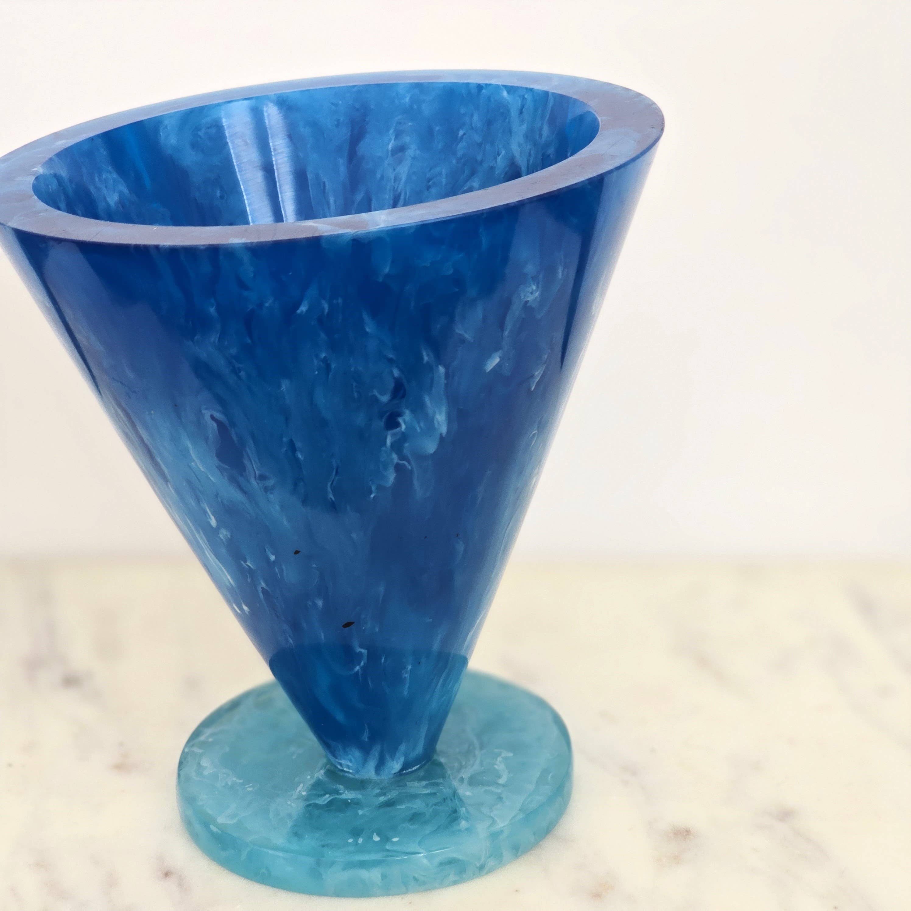 Handmade Multi Color Resin Flower Vases - Dry Flowers Pot: Blue