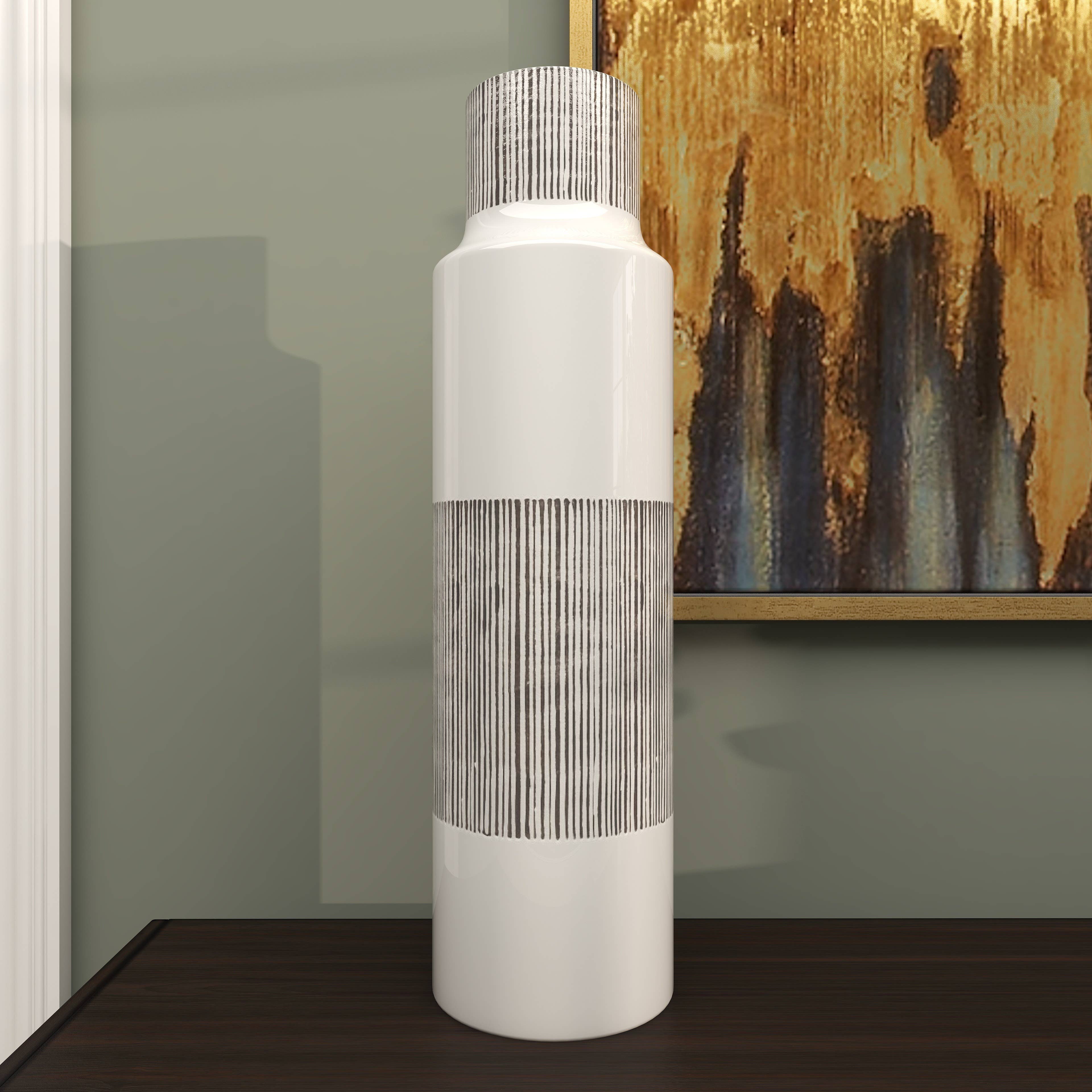 Modern White Ceramic Vase: 891273