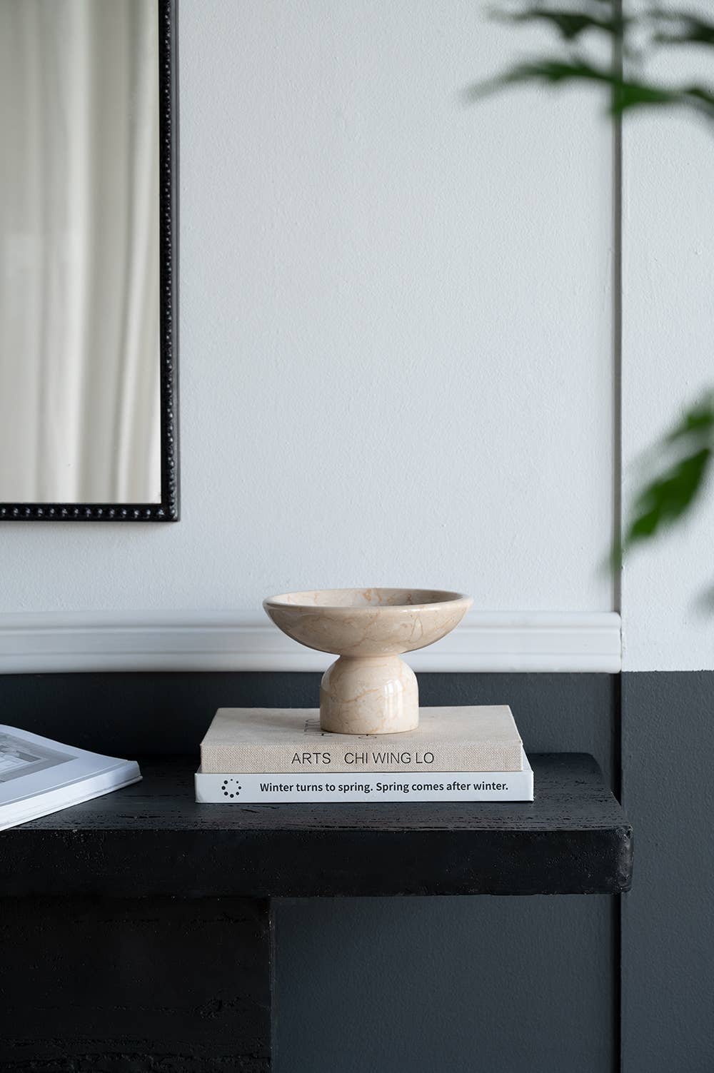 7x7x4" Marble Elegance Pedestal Bowl