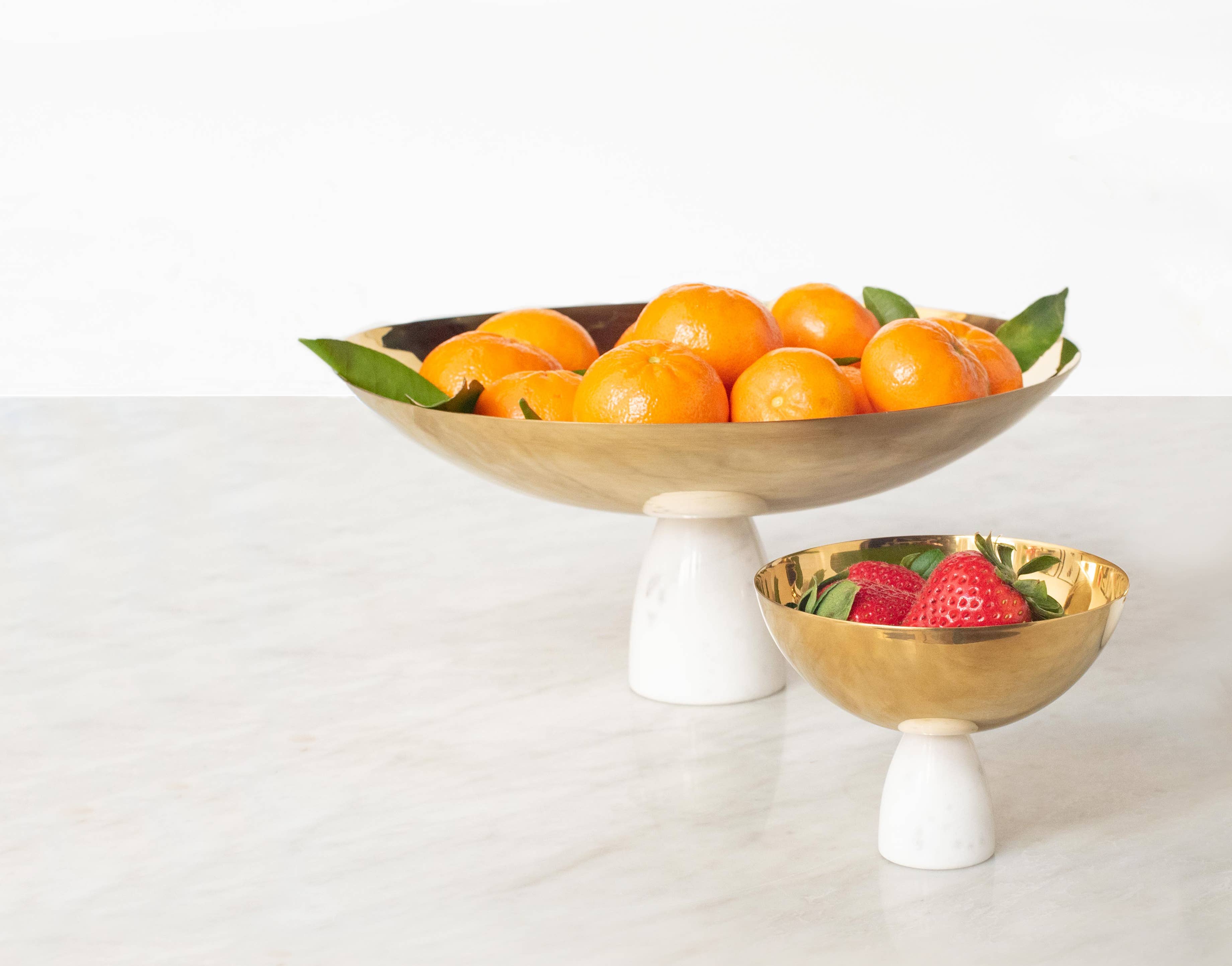 Coluna Fruit Bowl, Carrara Marble & Gold