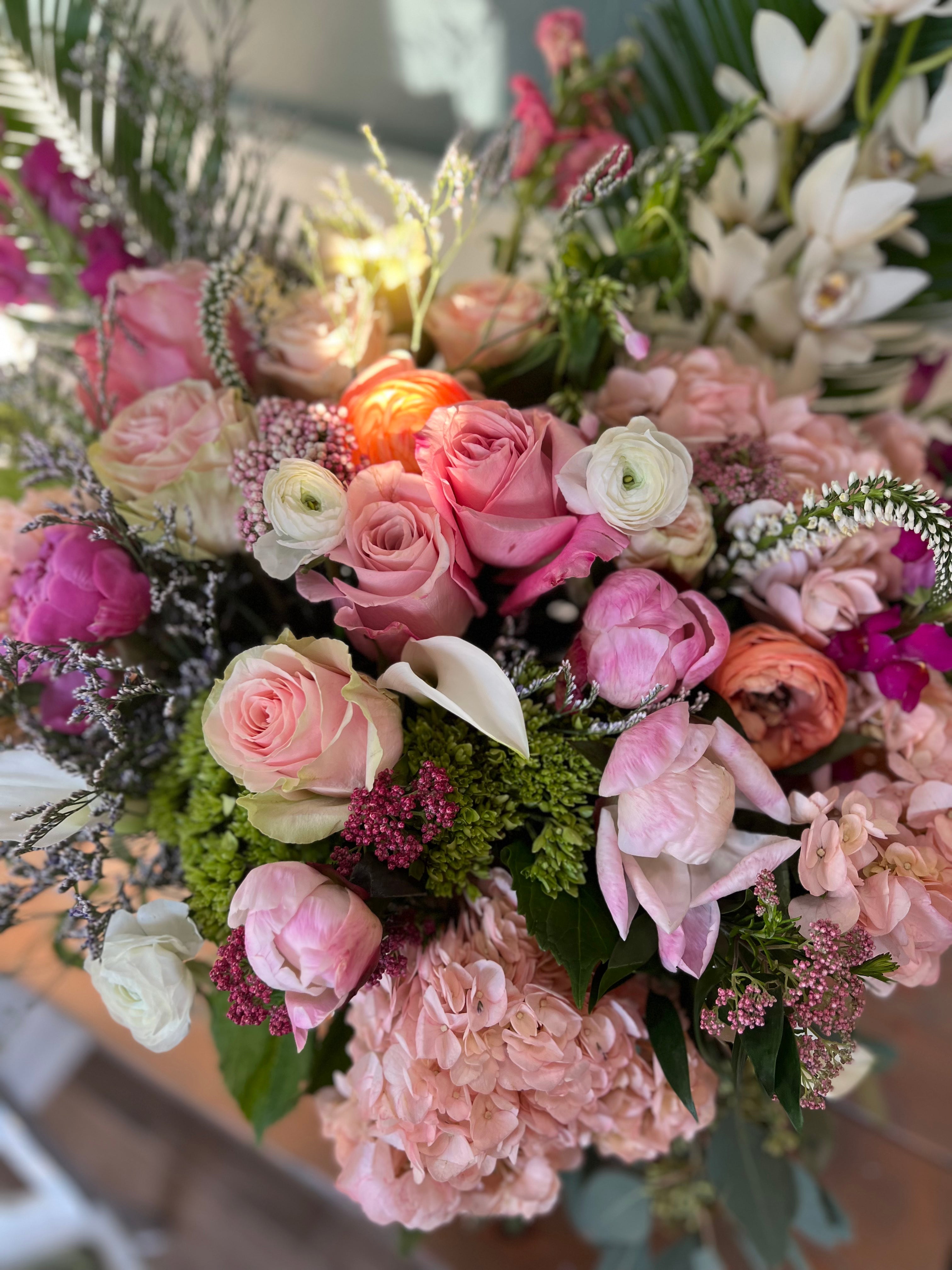 Sukkot Arrangement in Vase: Supreme