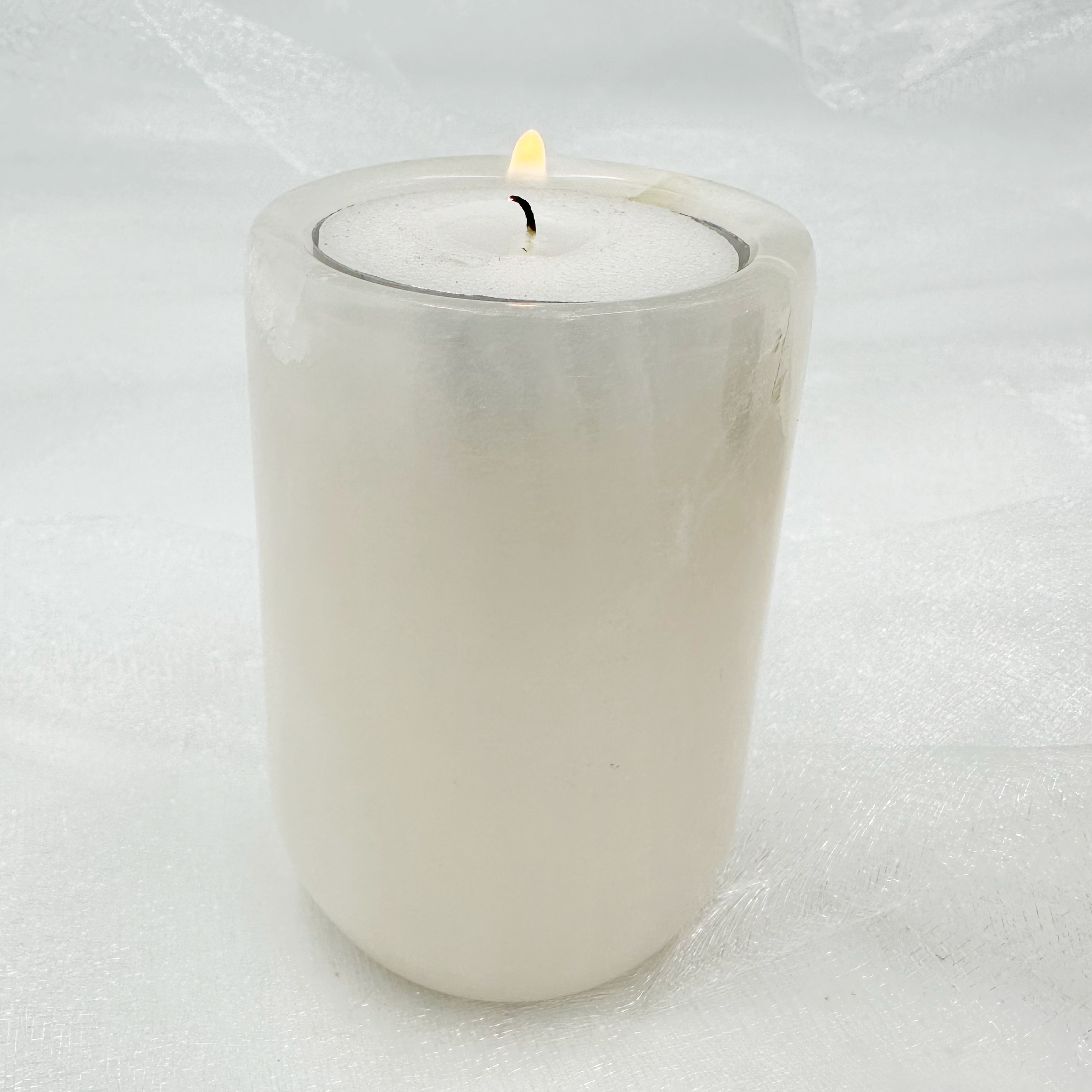 3" Pillar Tea Light in Marble and Onyx: White Onyx