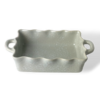 Cozina Gray Ruffled Baker