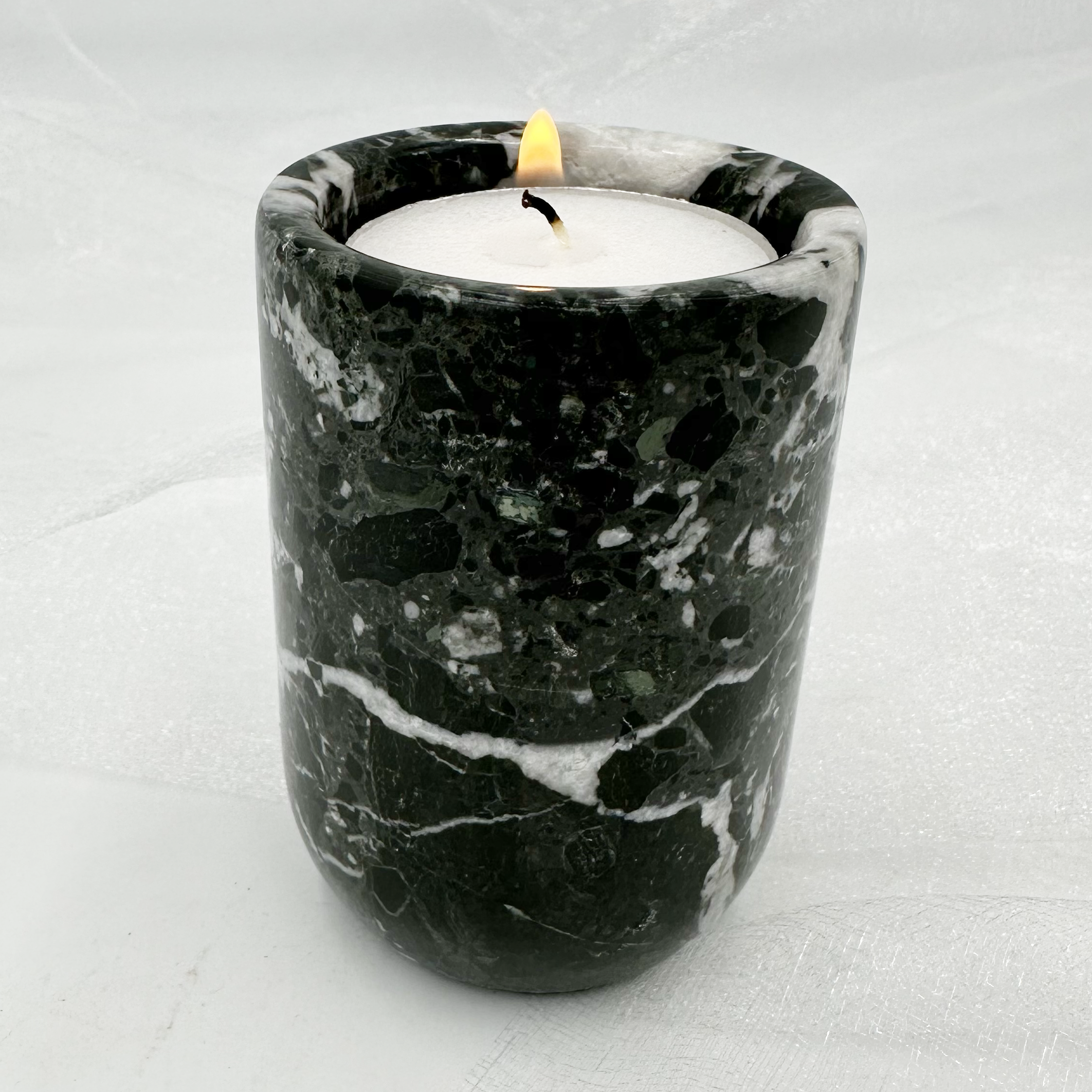 3" Pillar Tea Light in Marble and Onyx: Black Zebra Marble